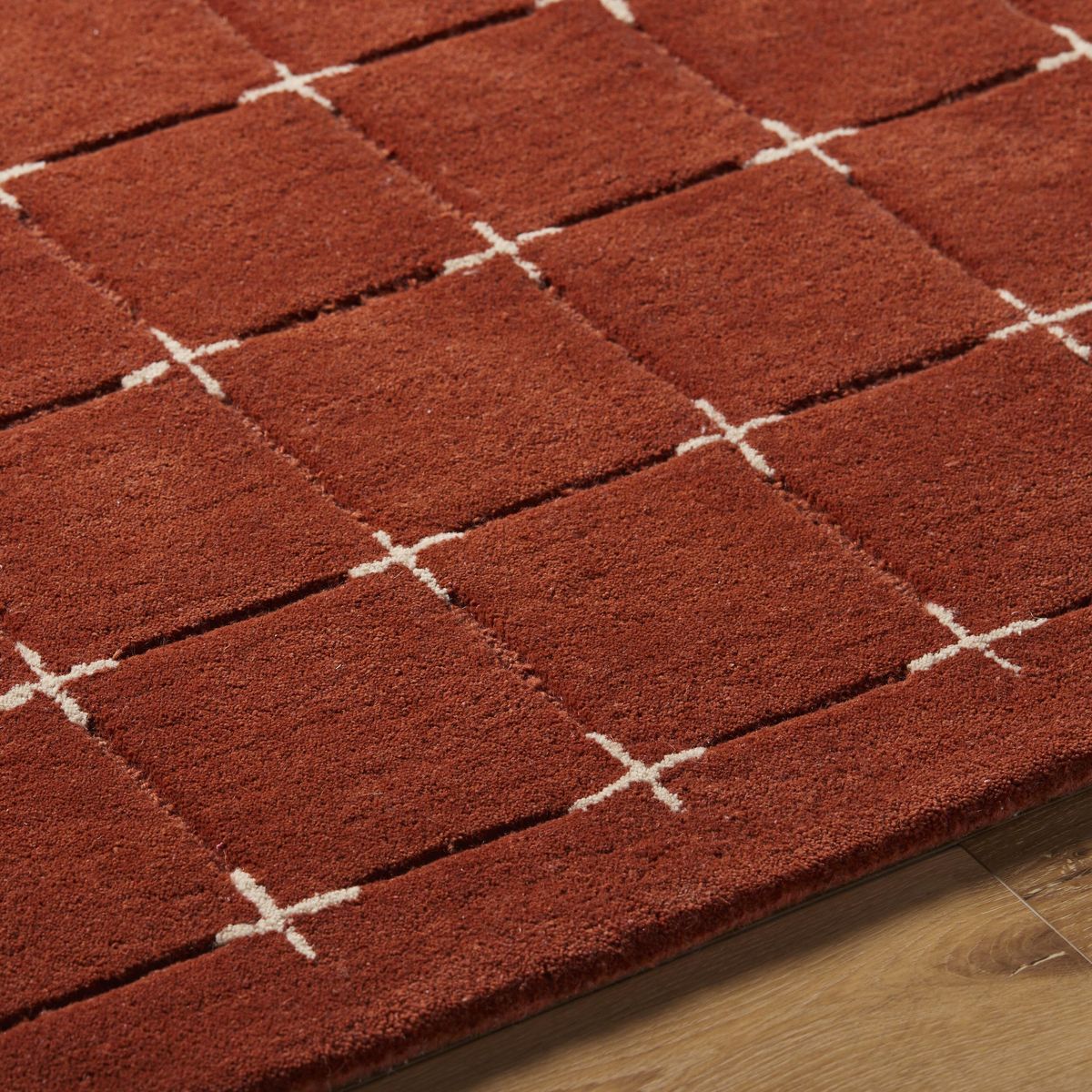 Handwoven tufted rugs - Image 8