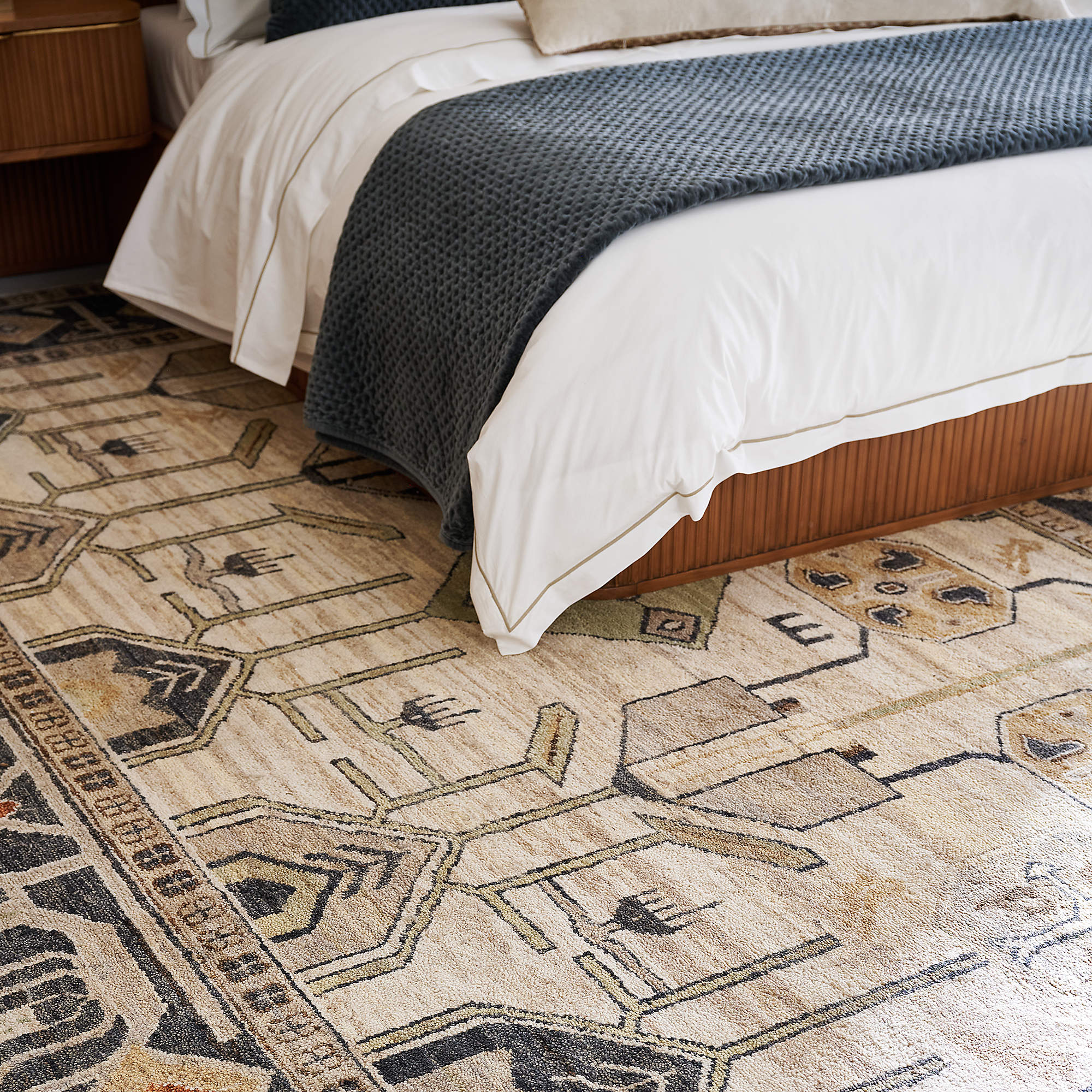 Heritage Tribal Handwoven Wool Rug - Image 9