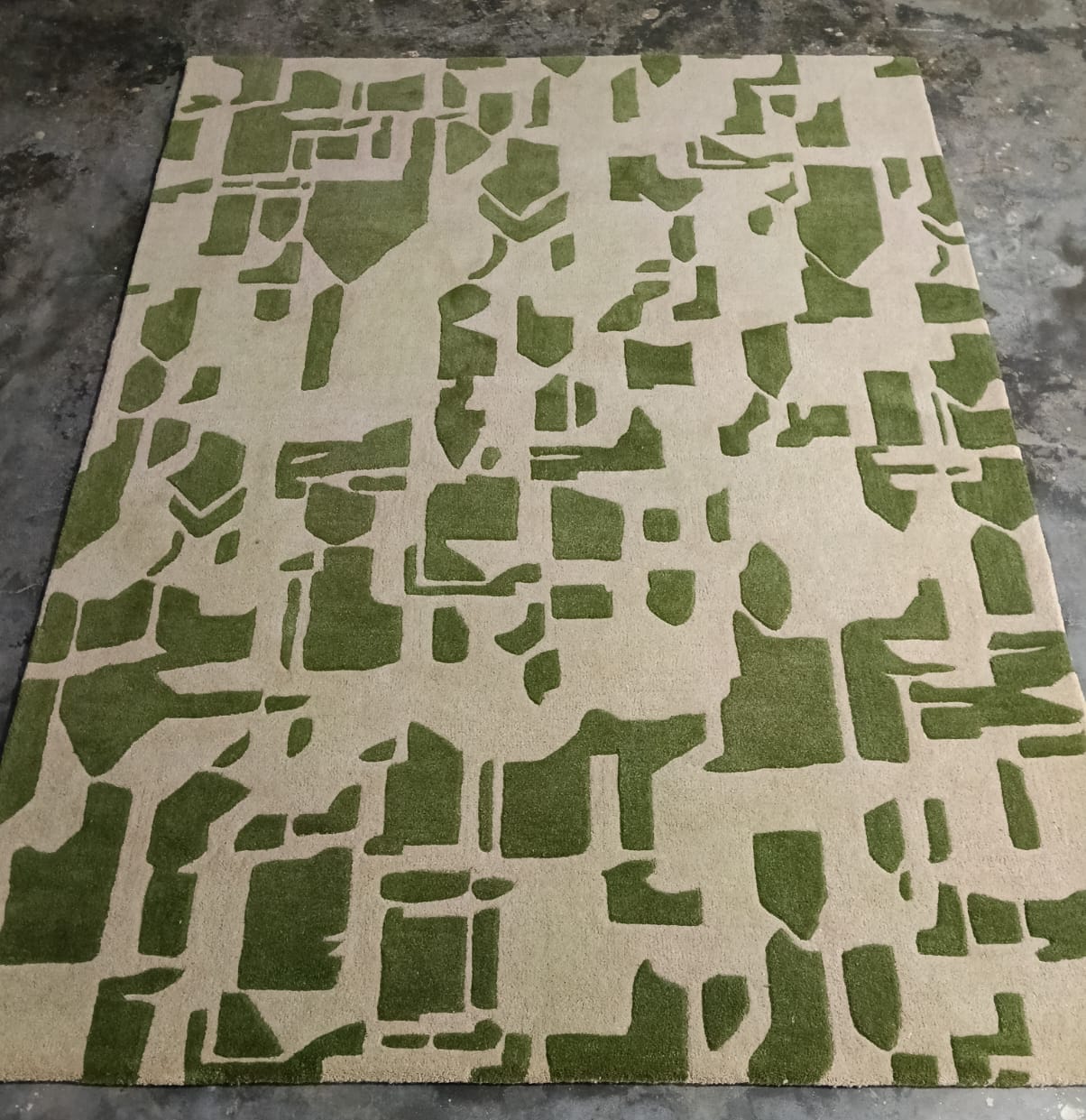 Olive Green Abstract Hand Tufted Rug – Modern Geometric Wool Area Rug - Image 3